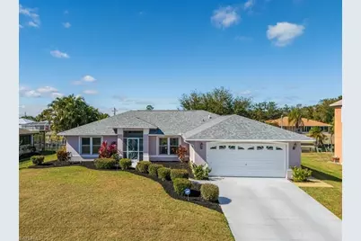 20 NE 8th Pl, Cape Coral, FL 33909 - Photo 1