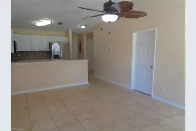 461/463 Loretta Ave S, Lehigh Acres, FL 33974 - Photo 17