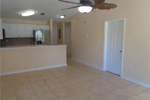 461/463 Loretta Ave S, Lehigh Acres, FL 33974 - Photo 17