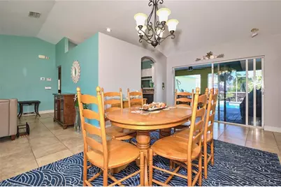 401 SE 23rd Ter, Cape Coral, FL 33990 - Photo 5