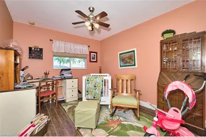 401 SE 23rd Ter, Cape Coral, FL 33990 - Photo 17