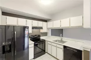 6490 Aragon Way, Fort Myers, FL 33966 - Photo 21