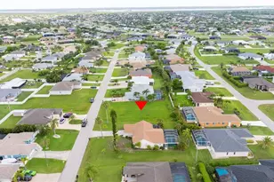 2247 SW 27th St, Cape Coral, FL 33914 - Photo 7
