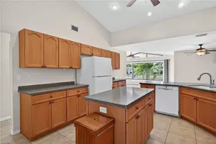 1206 SW 1st Pl, Cape Coral, FL 33991 - Photo 9