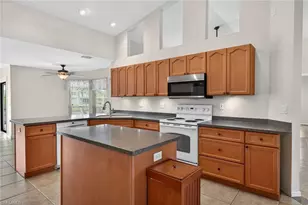 1206 SW 1st Pl, Cape Coral, FL 33991 - Photo 11