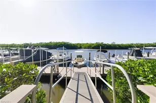 230 Newport Dr, Naples, FL 34114 - Photo 27