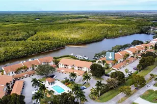230 Newport Dr, Naples, FL 34114 - Photo 5