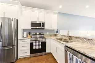 230 Newport Dr, Naples, FL 34114 - Photo 3