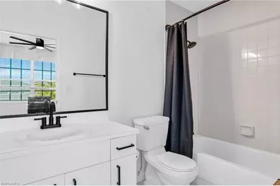 3825 Schoolhouse Rd E #5, Fort Myers, FL 33916 - Photo 15