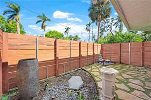 2943 Valencia Way, Fort Myers, FL 33901 - Photo 19