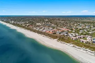 671 E Gulf Dr, Sanibel, FL 33957 - Photo 15