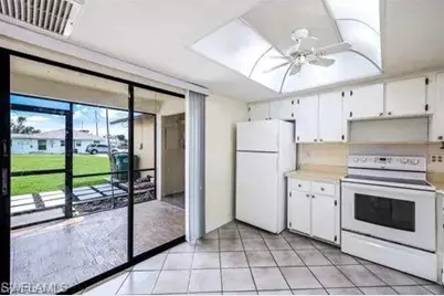 613-615 SE 23rd Pl, Cape Coral, FL 33990 - Photo 15