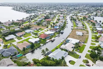 2274 SE 27th St, Cape Coral, FL 33904 - Photo 49