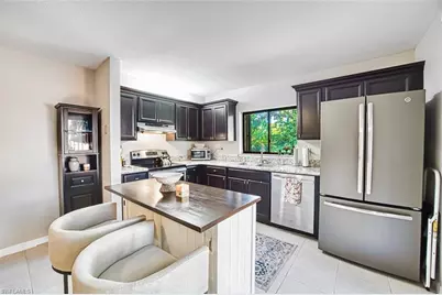 1444 Park Shore Cir #3, Fort Myers, FL 33901 - Photo 1