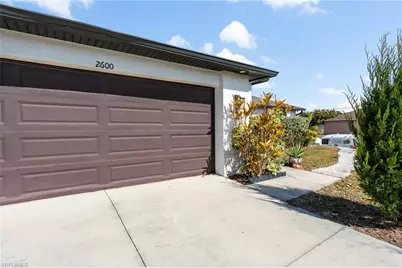 2600 44th St SW, Lehigh Acres, FL 33976 - Photo 5