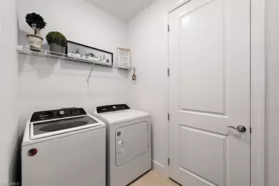 3624 Passion Vine Dr, Alva, FL 33920 - Photo 17