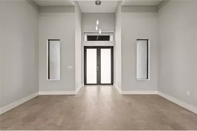 503 SW 26th Ave, Cape Coral, FL 33991 - Photo 5