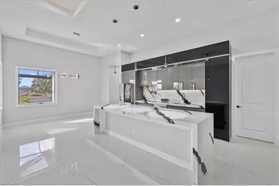 1202 NE 6th Ave, Cape Coral, FL 33909 - Photo 23