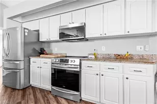 317 SE 13th Terrace, Cape Coral, FL 33990 - Photo 19