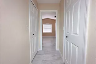 1625 N Gator Cir, Cape Coral, FL 33909 - Photo 31