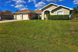 1625 N Gator Cir, Cape Coral, FL 33909 - Photo 5