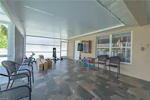 5562 Burr St, Lehigh Acres, FL 33971 - Photo 9