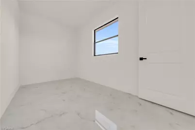 5010 SE Tradewinds Cir, Labelle, FL 33935 - Photo 9