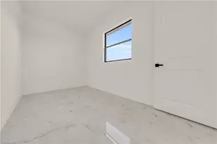 5010 SE Tradewinds Cir, Labelle, FL 33935 - Photo 9