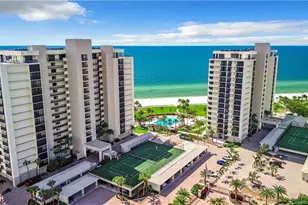 10851 Gulf Shore Dr, Naples, FL 34108 - Photo 5