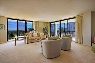 10851 Gulf Shore Dr, Naples, FL 34108 - Photo 7