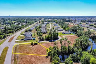 4132 Garden Blvd, Cape Coral, FL 33909 - Photo 5