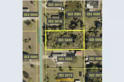 618 Lake Ave, Lehigh Acres, FL 33972 - Photo 1