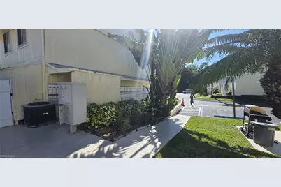 4617 Bayshore Dr #H2, Naples, FL 34112 - Photo 25