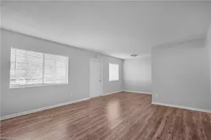 4617 Bayshore Dr, Naples, FL 34112 - Photo 5