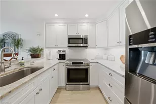 345 Mango St, Fort Myers Beach, FL 33931 - Photo 11