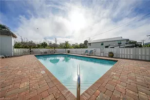 345 Mango St, Fort Myers Beach, FL 33931 - Photo 37