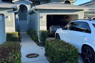 875 New Waterford Dr, Naples, FL 34104 - Photo 11