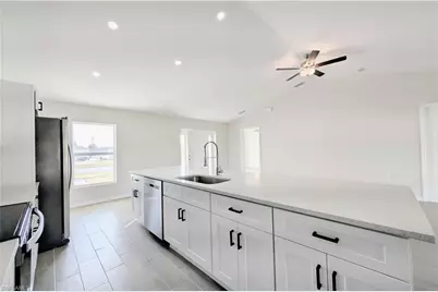 707 Kismet Pkwy E, Cape Coral, FL 33909 - Photo 13