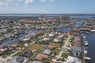 5507 SW 14th Pl, Cape Coral, FL 33914 - Photo 5