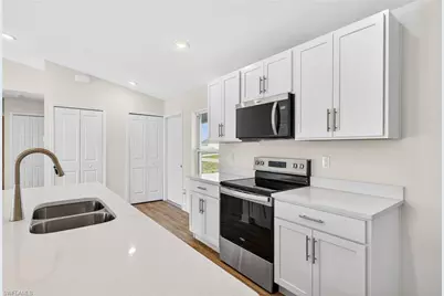 1124 NW 19th Ave, Cape Coral, FL 33993 - Photo 7