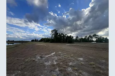 1053 Naples Ave S, Lehigh Acres, FL 33974 - Photo 3