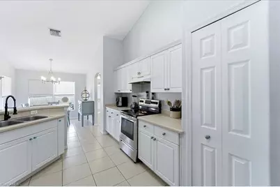 2625 NE 19th Pl, Cape Coral, FL 33909 - Photo 15