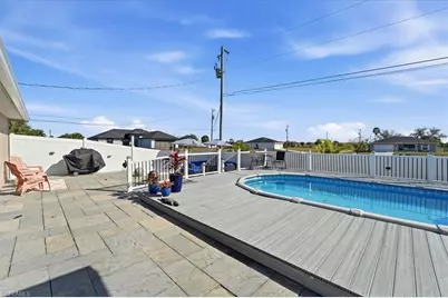 2625 NE 19th Pl, Cape Coral, FL 33909 - Photo 23
