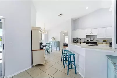 2625 NE 19th Pl, Cape Coral, FL 33909 - Photo 9