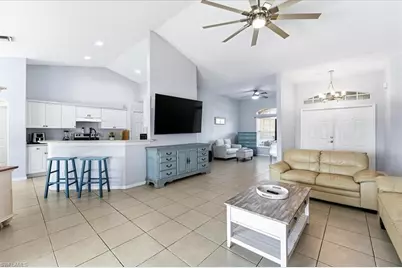 2625 NE 19th Pl, Cape Coral, FL 33909 - Photo 7