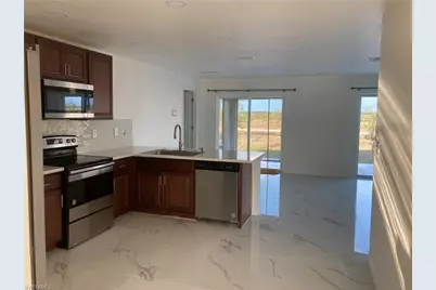 142 Plantation Dr, Labelle, FL 33935 - Photo 11