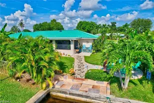 4638 Vinsetta Ave, North Fort Myers, FL 33903 - Photo 3