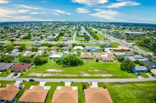 1302 1216 1222 SE 8th Pl, Cape Coral, FL 33990 - Photo 1