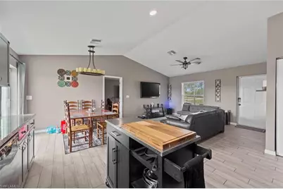 5011 Dania Cir, Labelle, FL 33935 - Photo 7