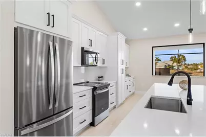 1711 SW 3rd St, Cape Coral, FL 33991 - Photo 13